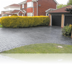 PROJECT 4 - AFTER - Country Cobble Driveway and Paths with Double Border Basalt